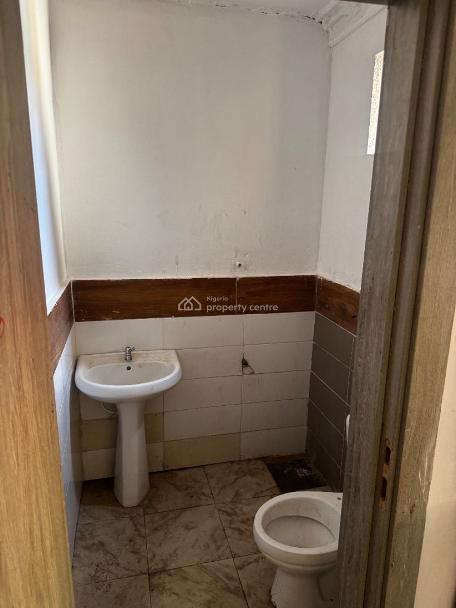 Spacious and Well Maintained 1-bedroom Apartment (downstairs), Oke Ira, Ajah, Lagos, Mini Flat (room and Parlour) for Rent