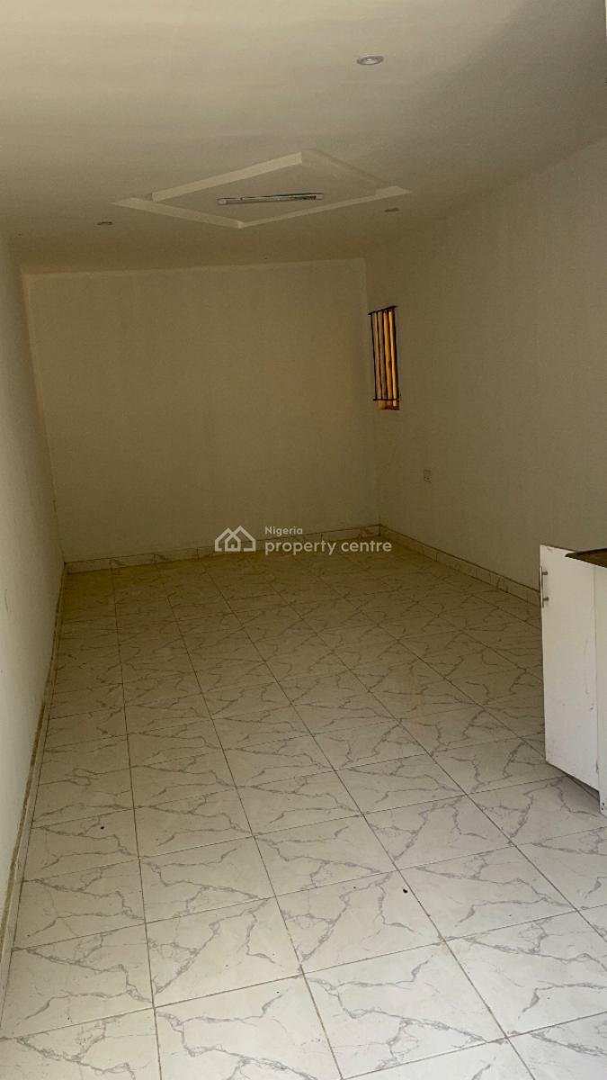 -> Spacious and Well Maintained Self Contain Apartment (downstairs), Oke Ira, Ajah, Lagos, Self Contain (single Rooms) for Rent