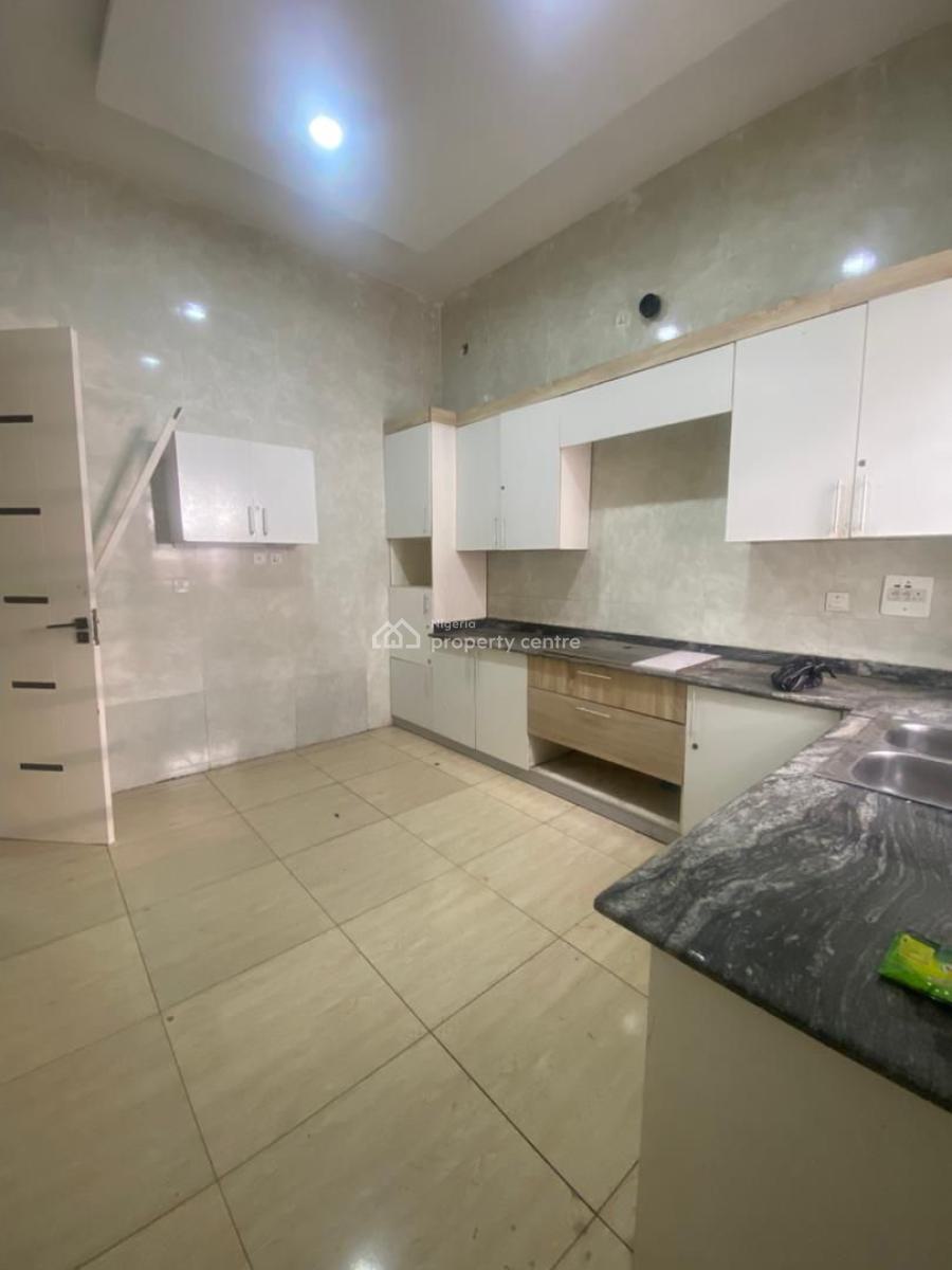 Standard and Luxurious Two Bedroom Penthouse, Chevy View Estate, Lekki, Lagos, Flat / Apartment for Rent