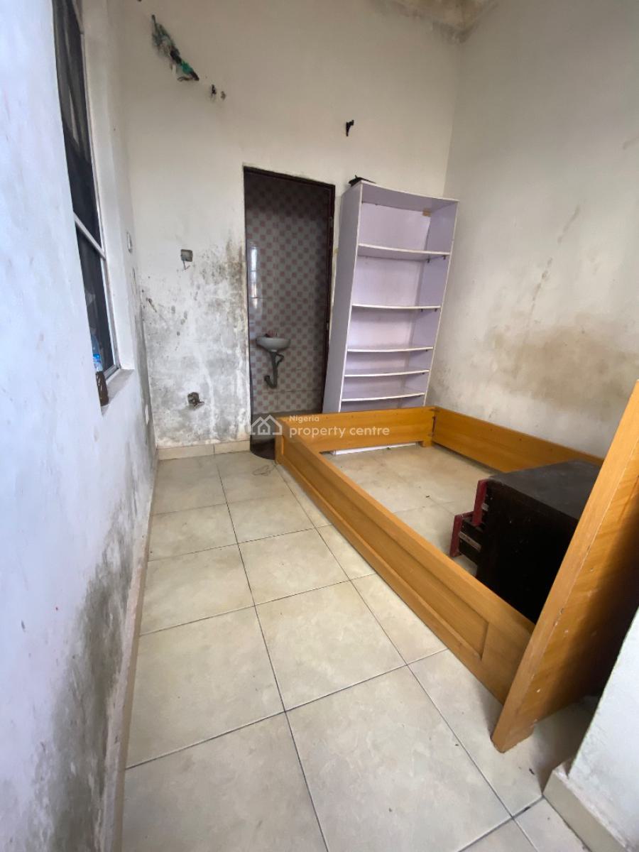 Spacious Bq Available, Chevy View Estate, Lekki, Lagos, Flat / Apartment for Rent