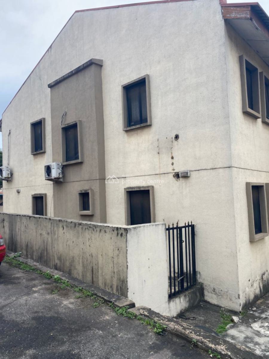 Very Decent 4bedroom Semi Detached House  at Berger Lagos, Ojodu Berger ,ojodu Lagos, Ojodu Berger, Ojodu, Lagos, Semi-detached Duplex for Sale