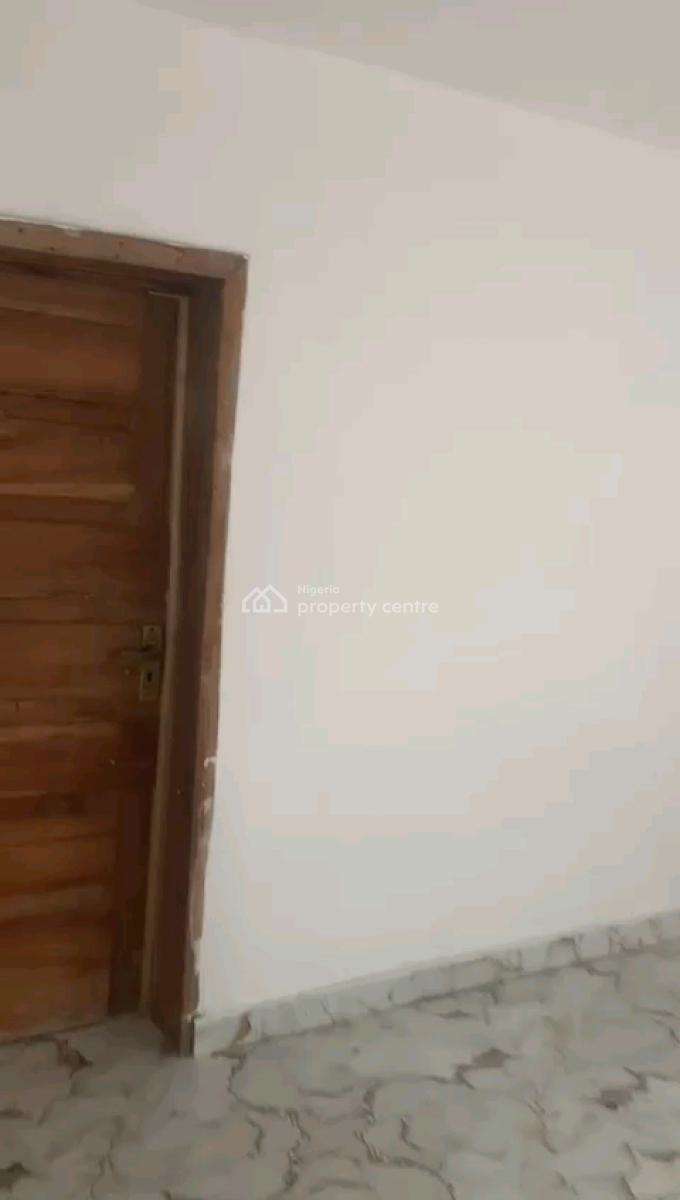 a Standard 2-bedroom Flat in Agboyi Estate Alapere, Agboyi Estate, Alapere, Ketu, Lagos, Flat / Apartment for Rent