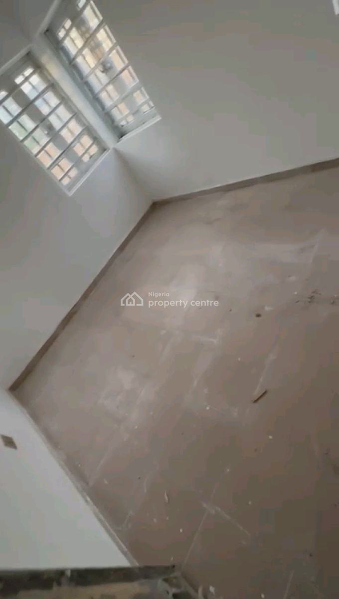 a Newly Built and Spacious 2bedroom Apartment, Oloruntoyin Street, Oworonshoki, Shomolu, Lagos, Flat / Apartment for Rent