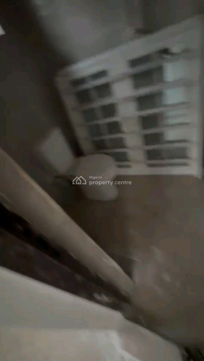 a Newly Built and Spacious 2bedroom Apartment, Oloruntoyin Street, Oworonshoki, Shomolu, Lagos, Flat / Apartment for Rent