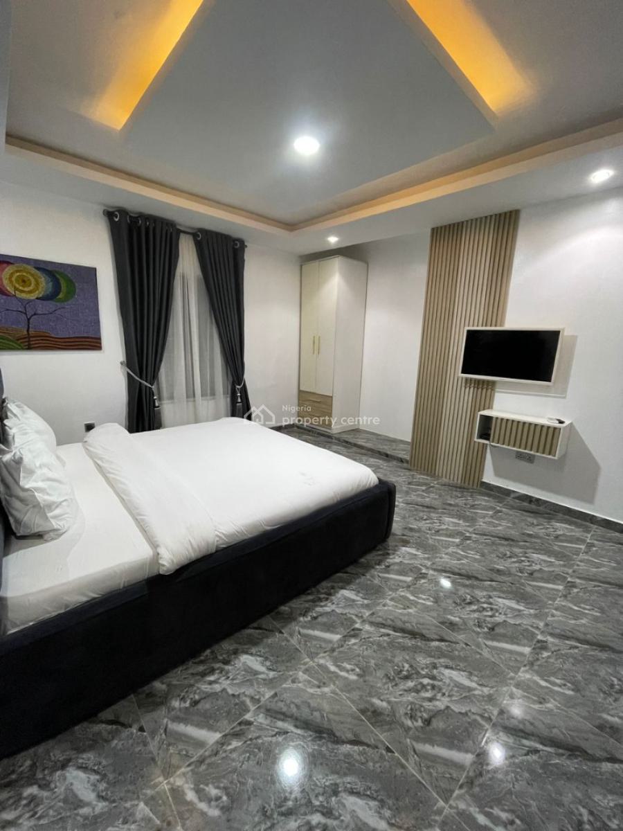 Lovely Allen-ikeja 3br Apartment, 6 Emina, Allen, Ikeja, Lagos, Flat / Apartment Short Let