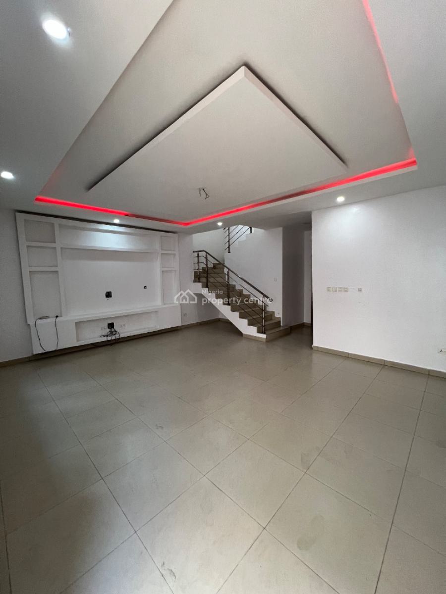 Spacious 4 Bedroom Fully Detached Duplex with a Bq, Chevron, Lekki, Lagos, Detached Duplex for Rent