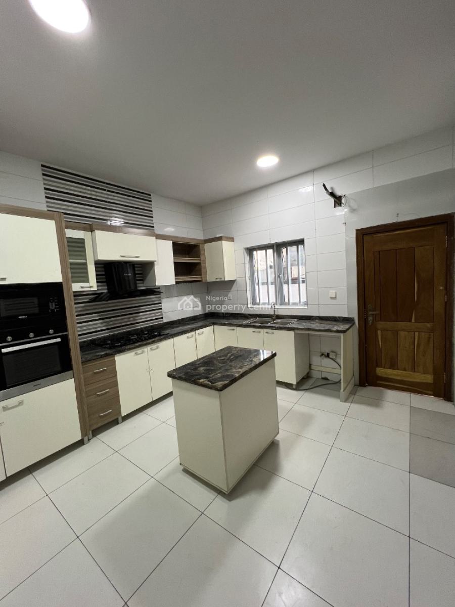 Spacious 4 Bedroom Fully Detached Duplex with a Bq, Chevron, Lekki, Lagos, Detached Duplex for Rent