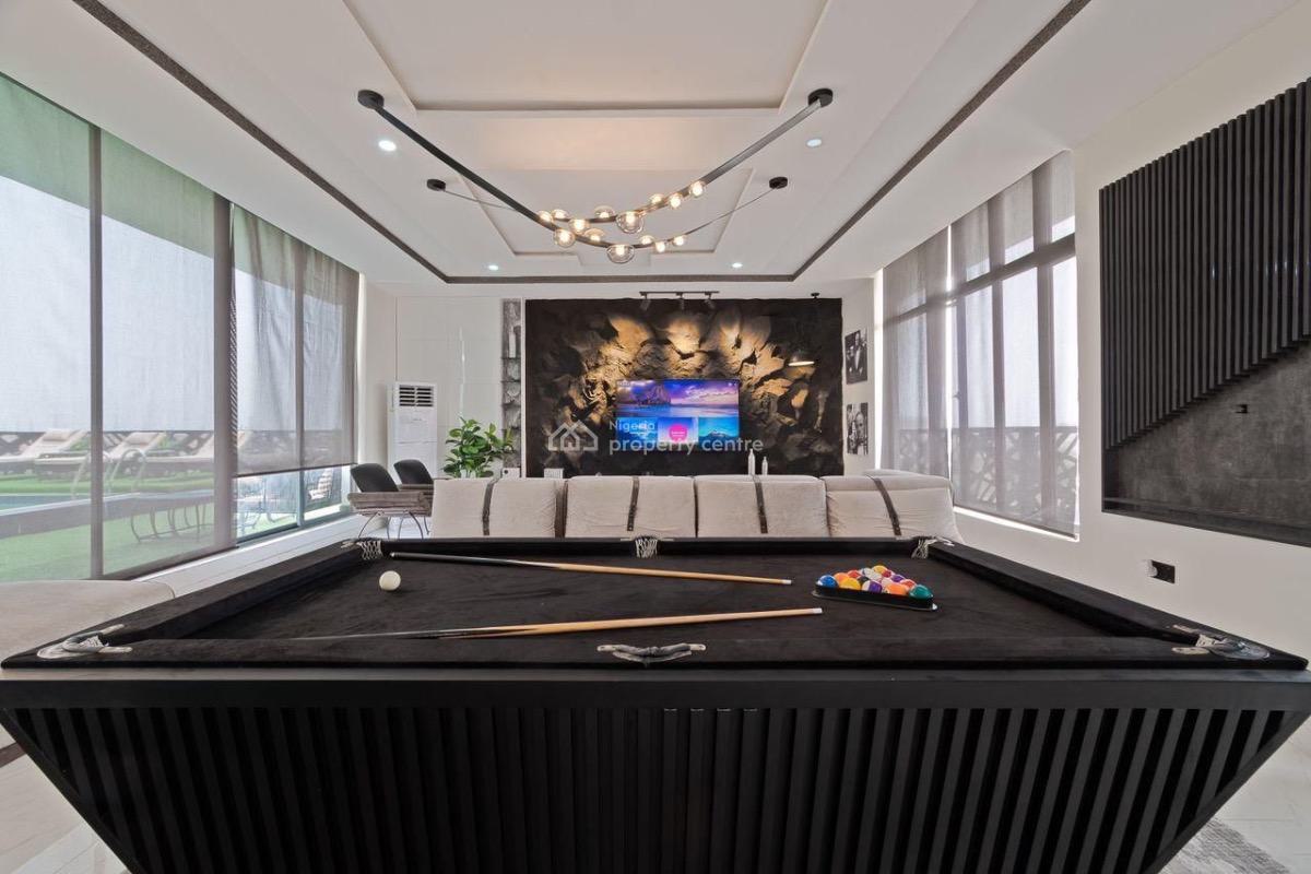 *premium 2-bedroom Uninterrupted Beach-view /indoor Gym Apartment *, Old Ikoyi, Ikoyi, Lagos, Flat / Apartment Short Let