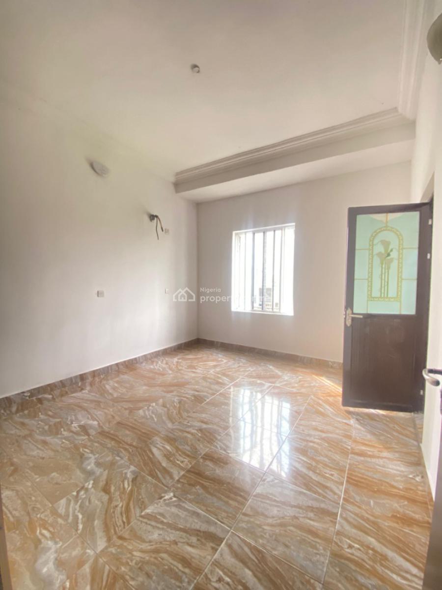 Sharp and Spacious 2 Bedroom Apartment, Mobil Road, Ajah, Lagos, Flat / Apartment for Rent