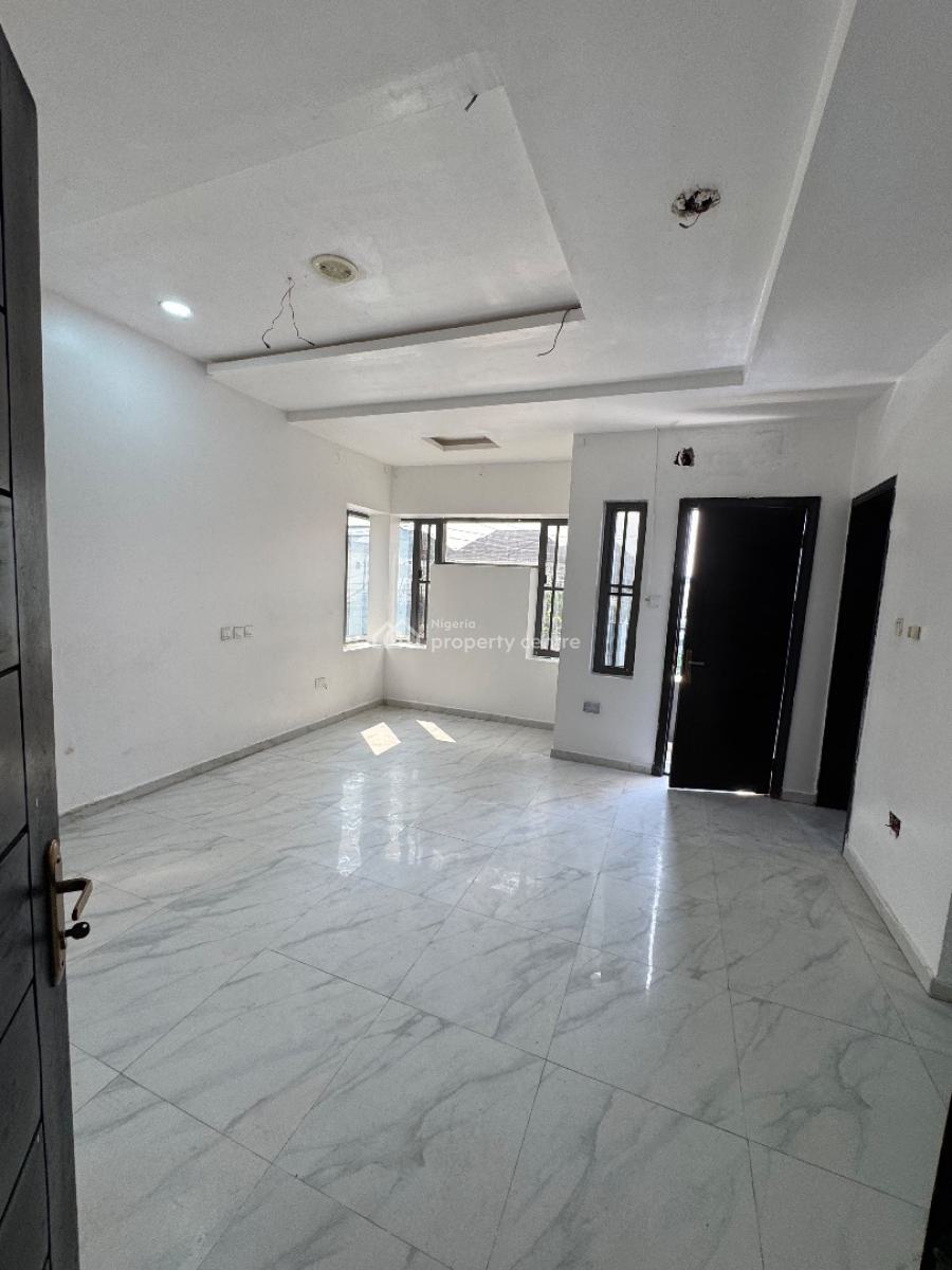 Self Contain Masters + Sitting Room, Osapa, Lekki, Lagos, Self Contain (single Rooms) for Rent