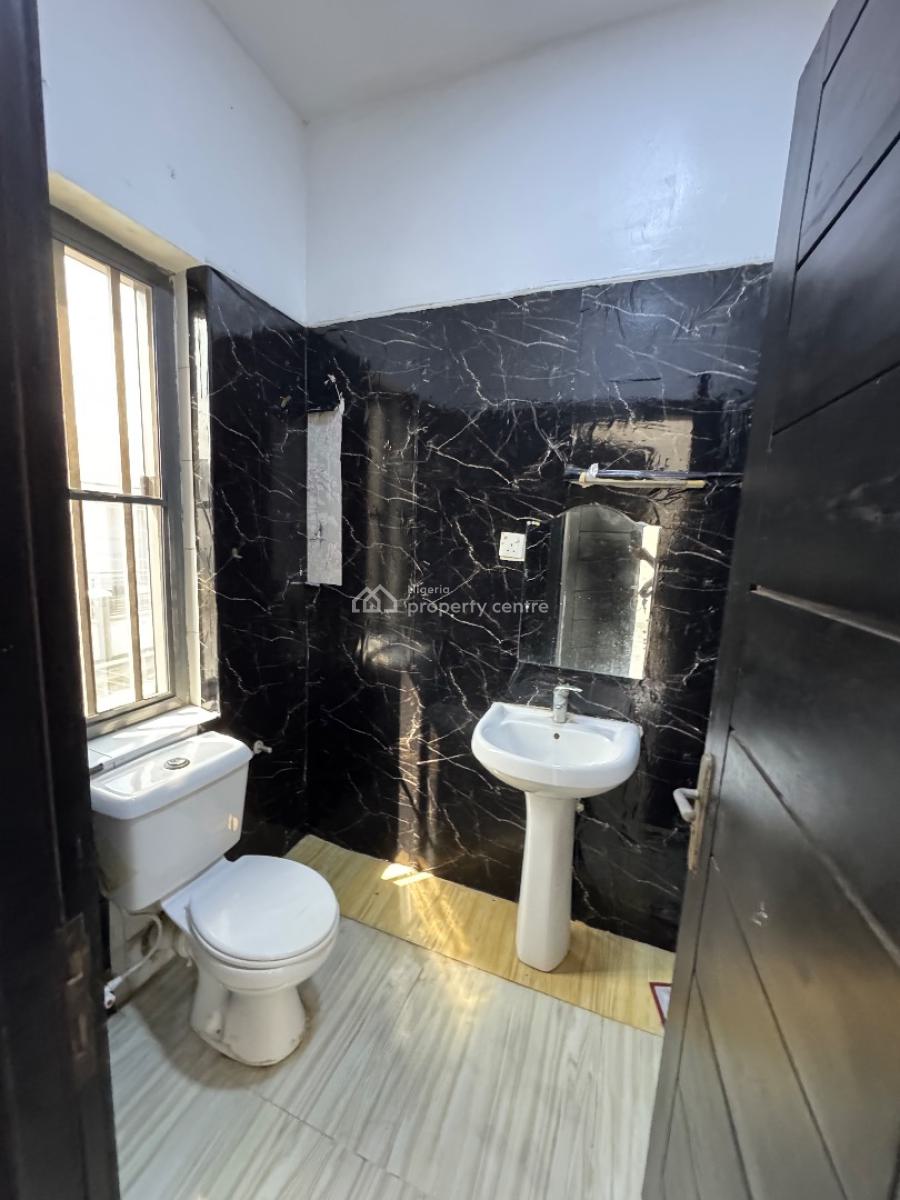 Self Contain Masters + Sitting Room, Osapa, Lekki, Lagos, Self Contain (single Rooms) for Rent