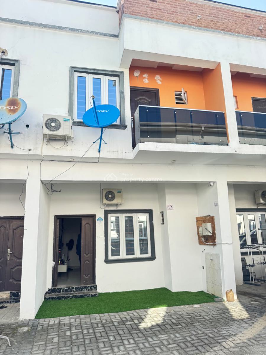Ditress Sell  3 Bedroom Duplex Fully Furnished Gud for Shot Air B Andb, Ikota Lekki Lagos State, Lekki, Lagos, Terraced Duplex for Sale