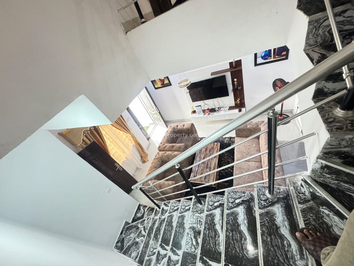 Ditress Sell  3 Bedroom Duplex Fully Furnished Gud for Shot Air B Andb, Ikota Lekki Lagos State, Lekki, Lagos, Terraced Duplex for Sale