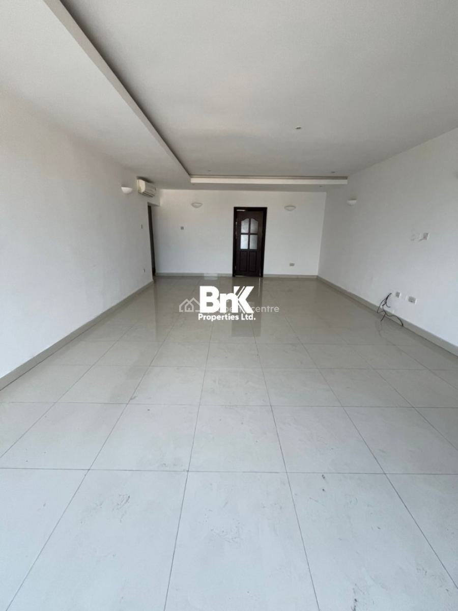 3-bedroom Penthouse with 2 Rooms Bq, Lekki Phase 1, Lekki, Lagos, Flat / Apartment for Rent