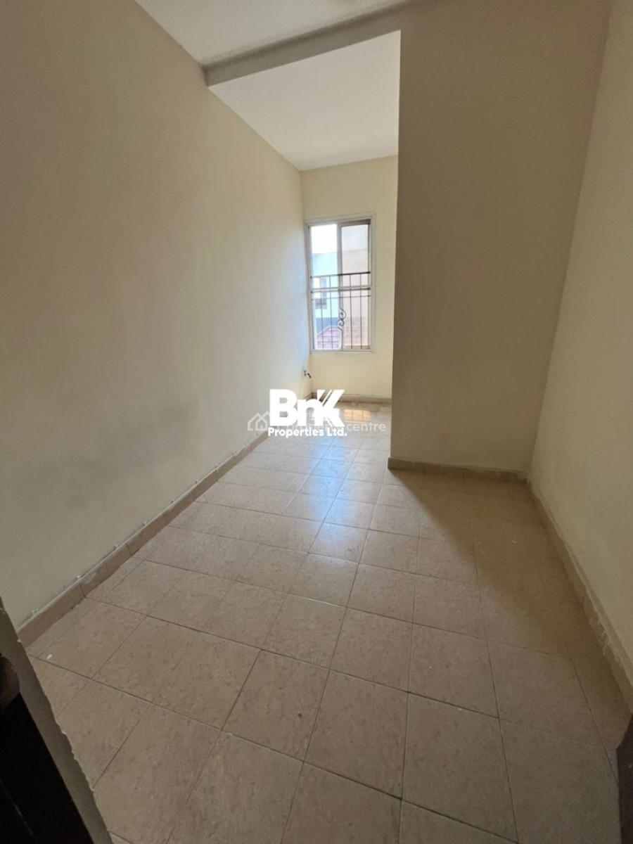 3-bedroom Penthouse with 2 Rooms Bq, Lekki Phase 1, Lekki, Lagos, Flat / Apartment for Rent