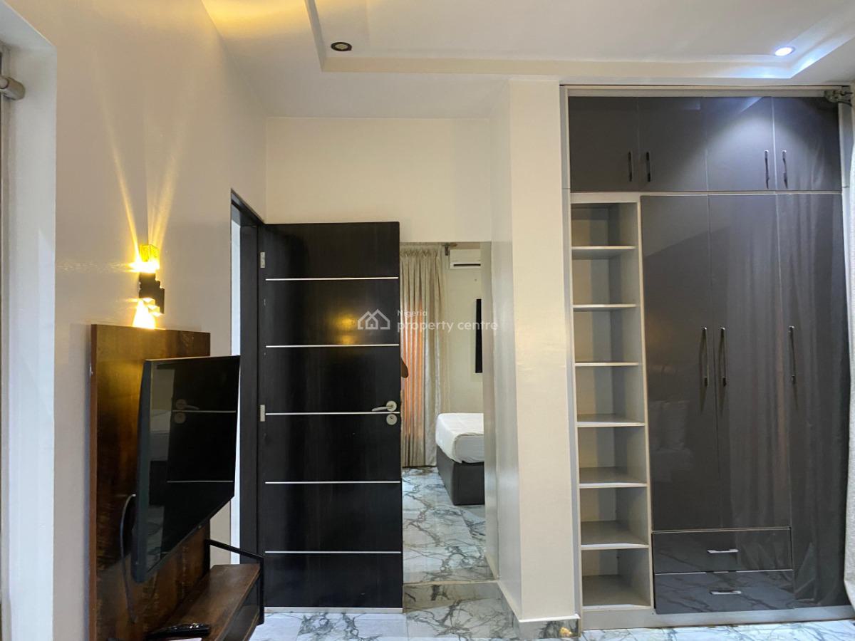 Lovely 2 Bedroom Apartment, Secure and Serene Estate, Life Camp, Abuja, Flat / Apartment Short Let