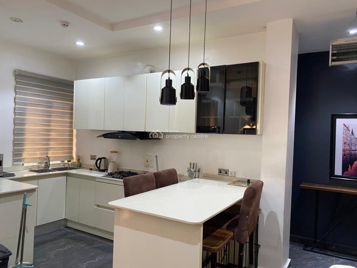 Lovely 2 Bedroom Apartment, Serene & Secured Estate, Life Camp, Abuja, Flat / Apartment Short Let