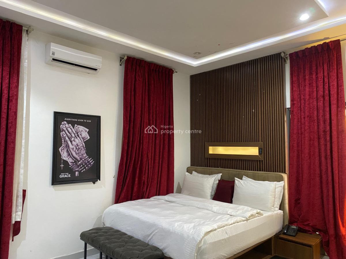 Lovely 2 Bedroom Apartment, Serene & Secured Estate, Life Camp, Abuja, Flat / Apartment Short Let