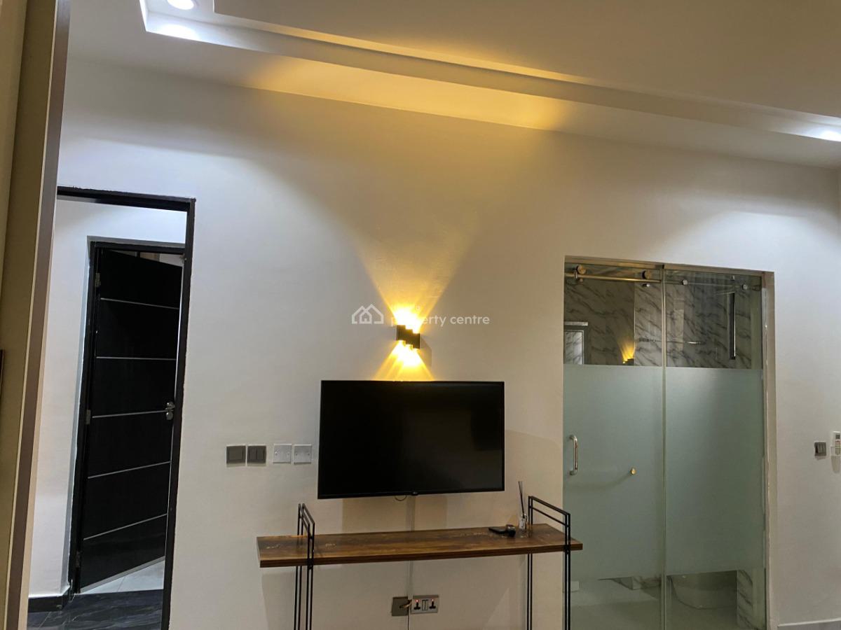 Lovely 2 Bedroom Apartment, Serene & Secured Estate, Life Camp, Abuja, Flat / Apartment Short Let