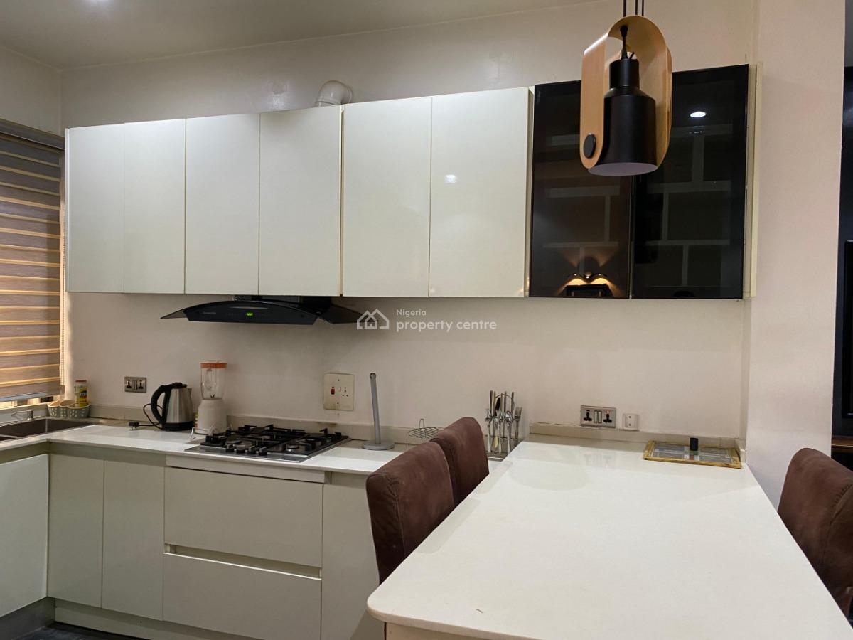 Lovely 2 Bedroom Apartment, Serene & Secured Estate, Life Camp, Abuja, Flat / Apartment Short Let