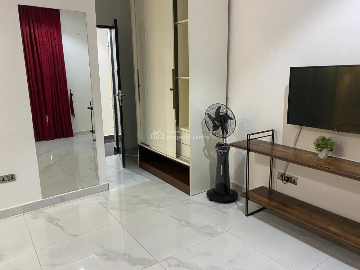 Lovely 2 Bedroom Apartment, Serene & Secured Estate, Life Camp, Abuja, Flat / Apartment Short Let