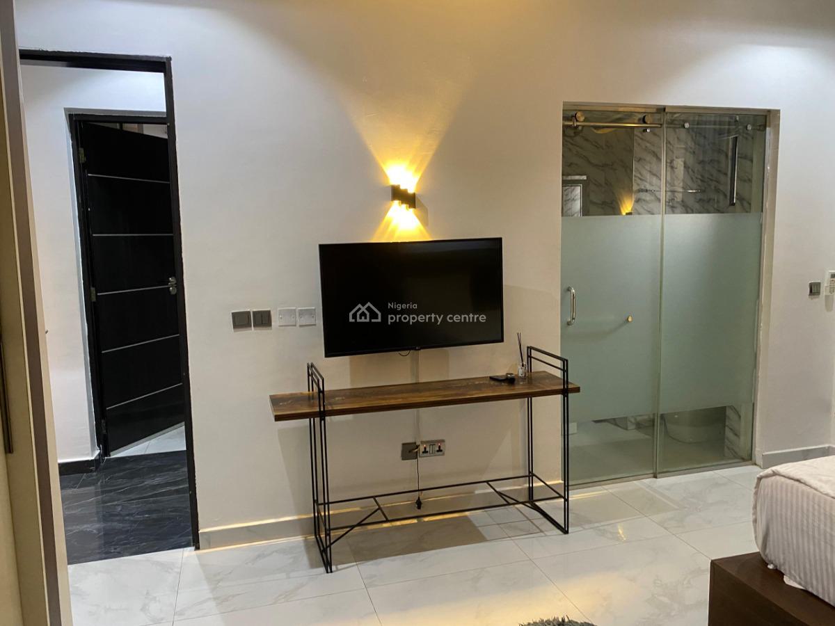 Lovely 2 Bedroom Apartment, Serene & Secured Estate, Life Camp, Abuja, Flat / Apartment Short Let