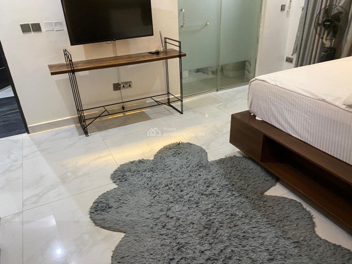 Lovely 2 Bedroom Apartment, Serene & Secured Estate, Life Camp, Abuja, Flat / Apartment Short Let