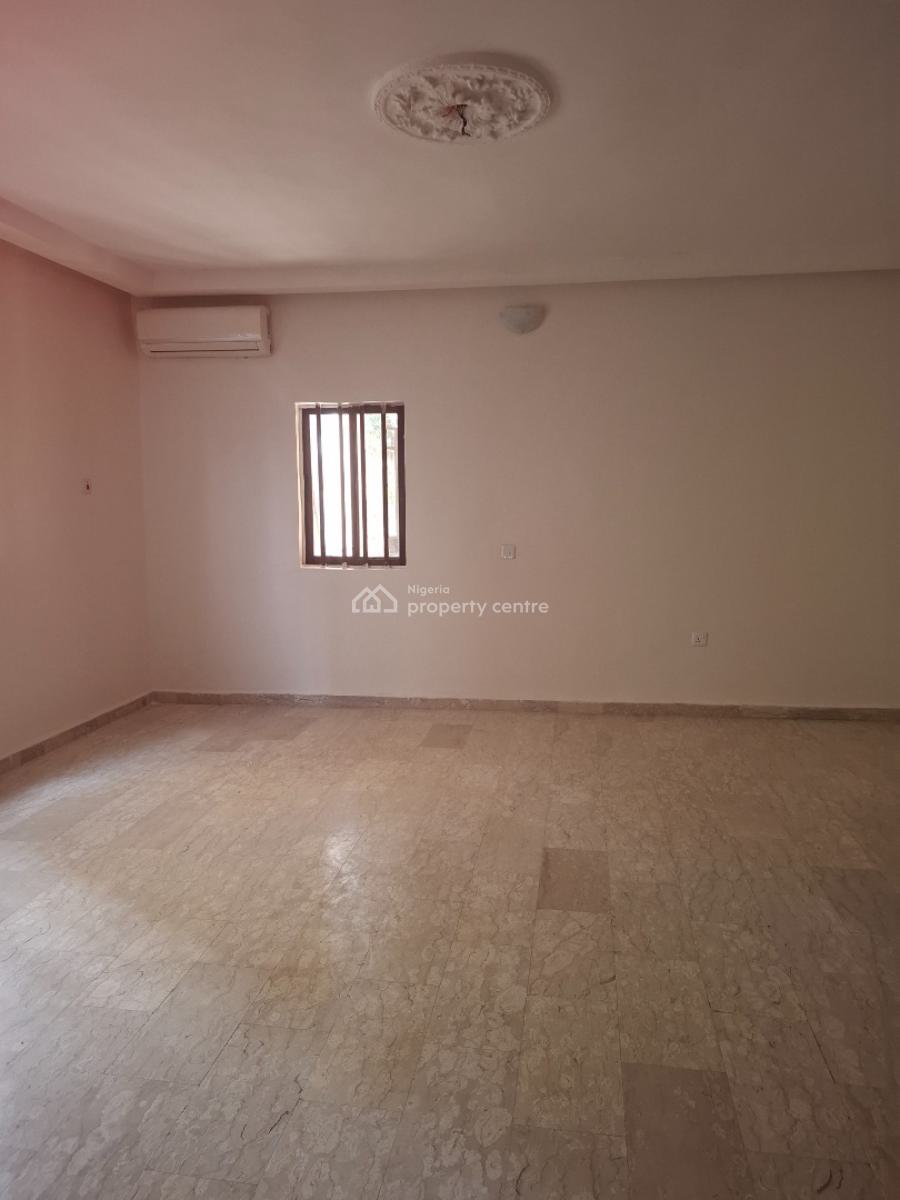 Standard 3 Bedroom Apartment, Maitama District, Abuja, Flat / Apartment for Rent