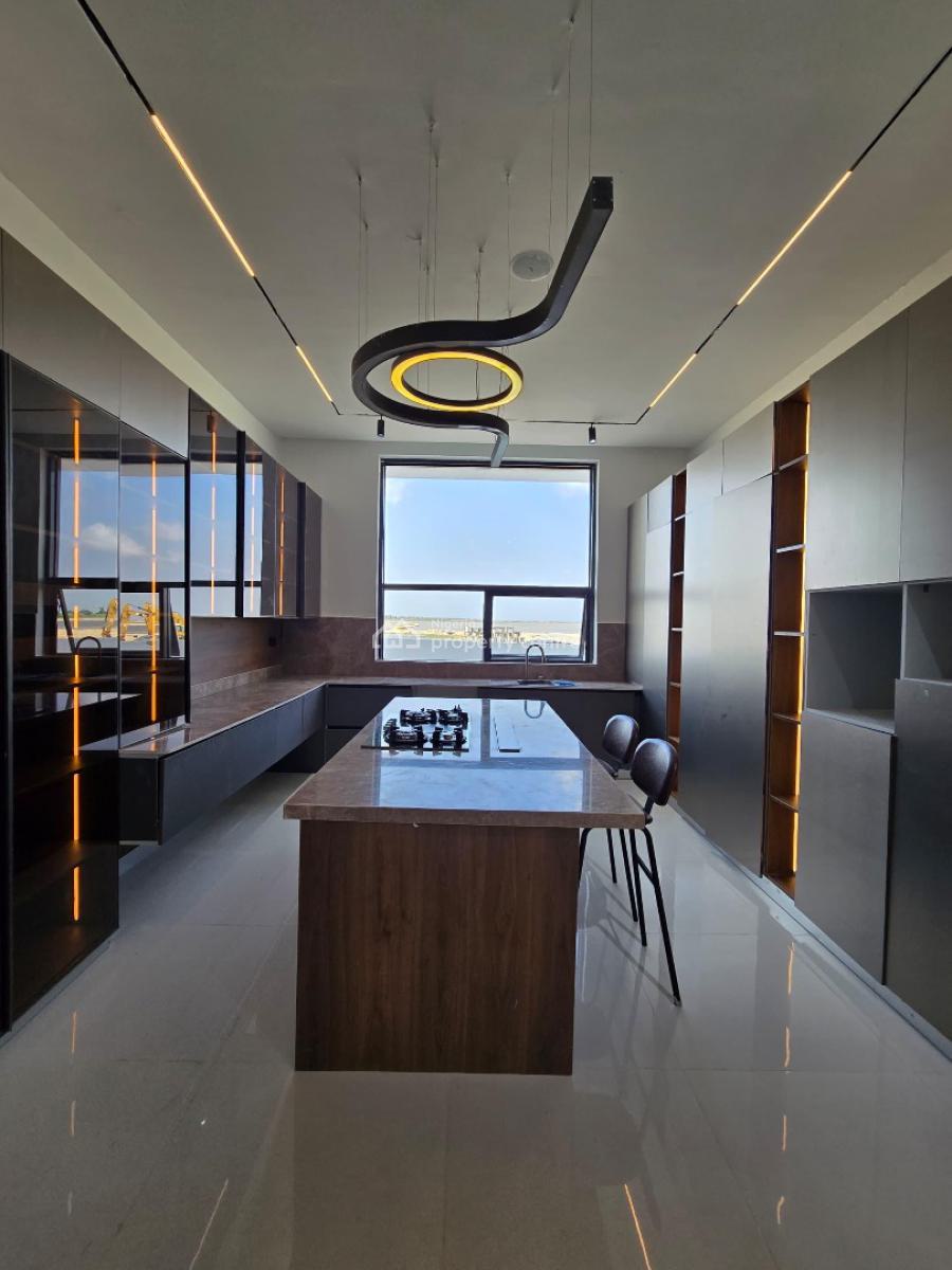 Exquisite and Spacious 5-bedroom Detached Duplex with Bq, Osapa, Lekki, Lagos, Detached Duplex for Sale