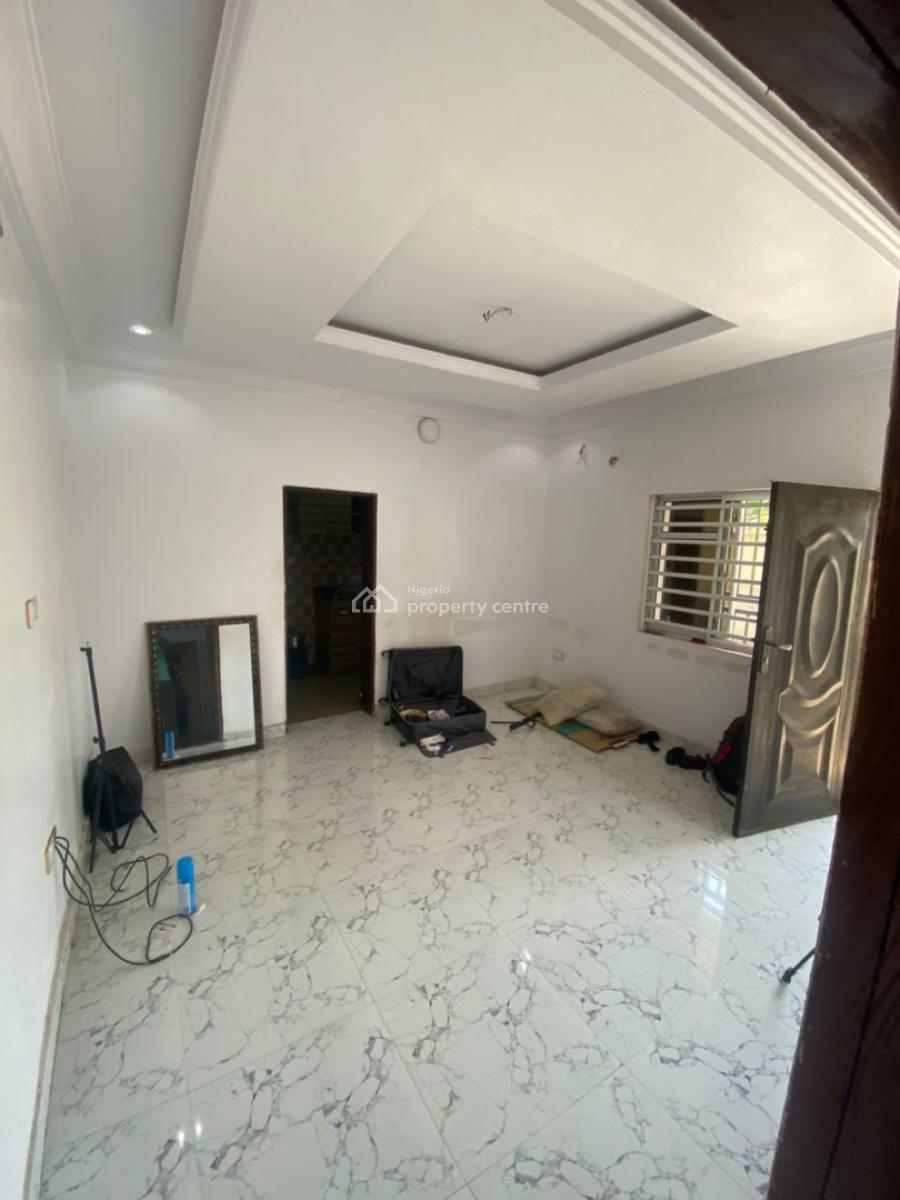 Cozy 2 Bedroom Flat, Abraham Adesanya, Ajah, Lagos, Flat / Apartment for Rent