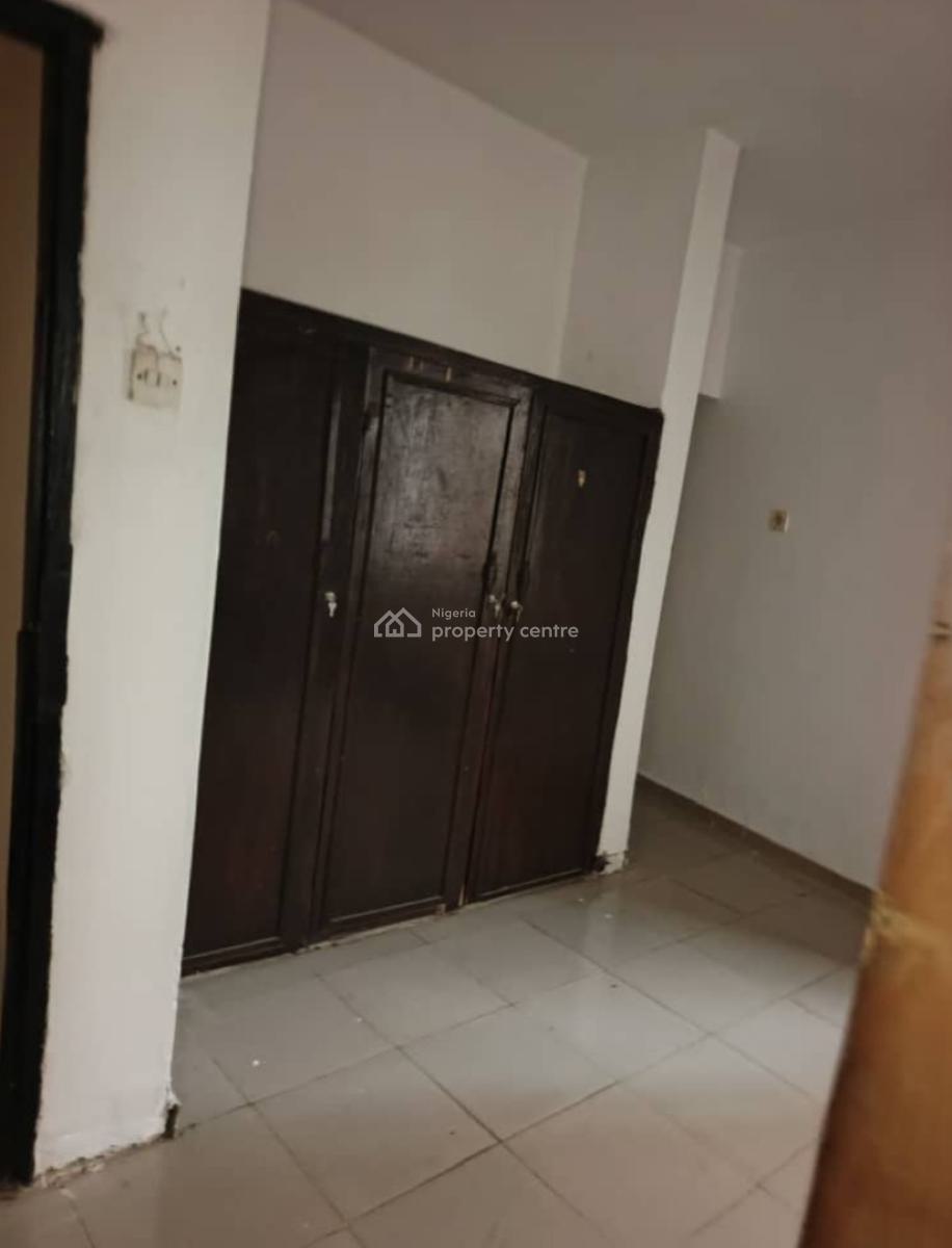 Lovely 3 Bedroom Flat + Amenities, Omole Phase 1, Ikeja, Lagos, Flat / Apartment for Rent