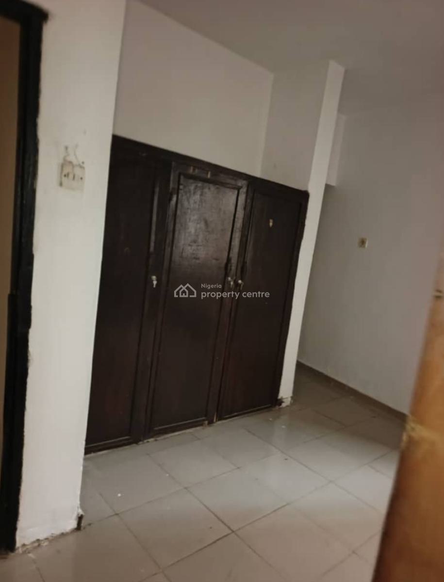Lovely 3 Bedroom Flat + Amenities, Omole Phase 1, Ikeja, Lagos, Flat / Apartment for Rent
