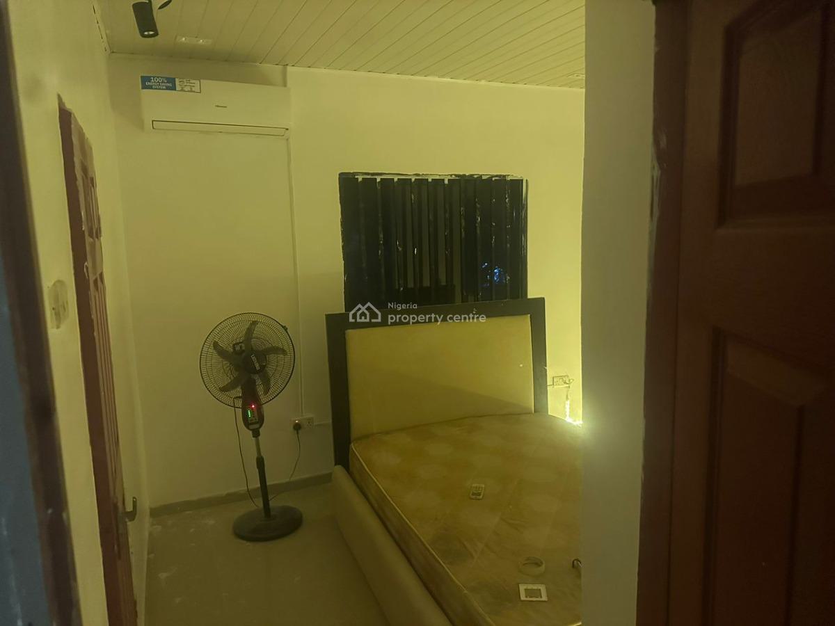 a Portable Furnished En-suite Room Upstairs Sharing Only Kitchen, Victoria Island Extension, Oniru, Victoria Island (vi), Lagos, Self Contain (single Rooms) for Rent