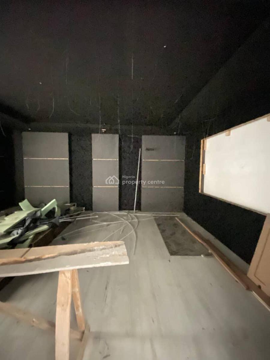 Massive 5 Bedroom Fully Detached Duplex with Bq in a Secured Estate, Osapa, Lekki, Lagos, Detached Duplex for Sale