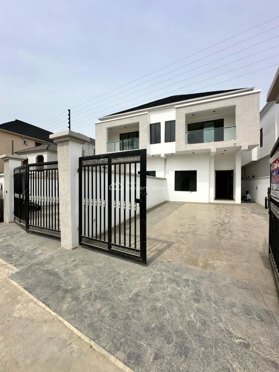 Spacious 4 Bedroom Semidetached Duplex with Bq, Ologolo, Lekki, Lagos, Semi-detached Duplex for Sale