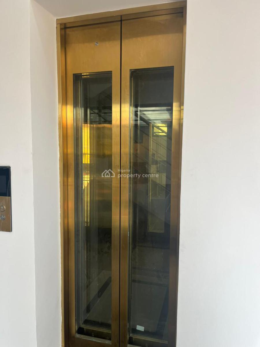 Beautiful 3 Bedroom Apartment with Elevator Suitable for Airbnb, Lekki Phase 1, Lekki, Lagos, Flat / Apartment for Sale