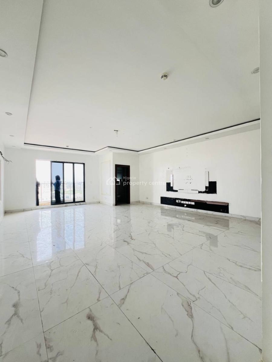 Fully Service 3 Bedroom Apartment +elevator, Inside Lekki Phase 1 Estate, Lekki Phase 1, Lekki, Lagos, Block of Flats for Sale