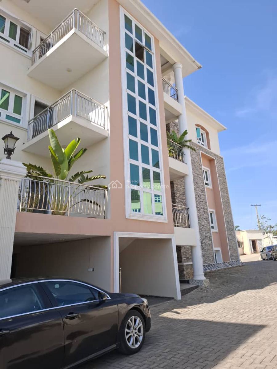 Clean 3 Bedroom with Bq Serviced with Generator, Guzape District, Abuja, Flat / Apartment for Rent