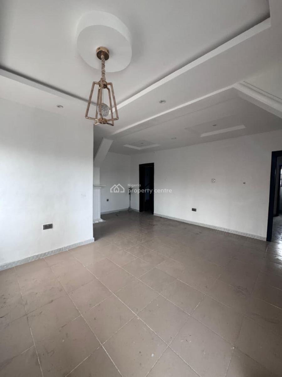 Nicely Built and Well Located 1-bedroom Apartment (room and Parlour), Alaafia Estate, Akobo, Ibadan, Oyo, Mini Flat (room and Parlour) for Rent