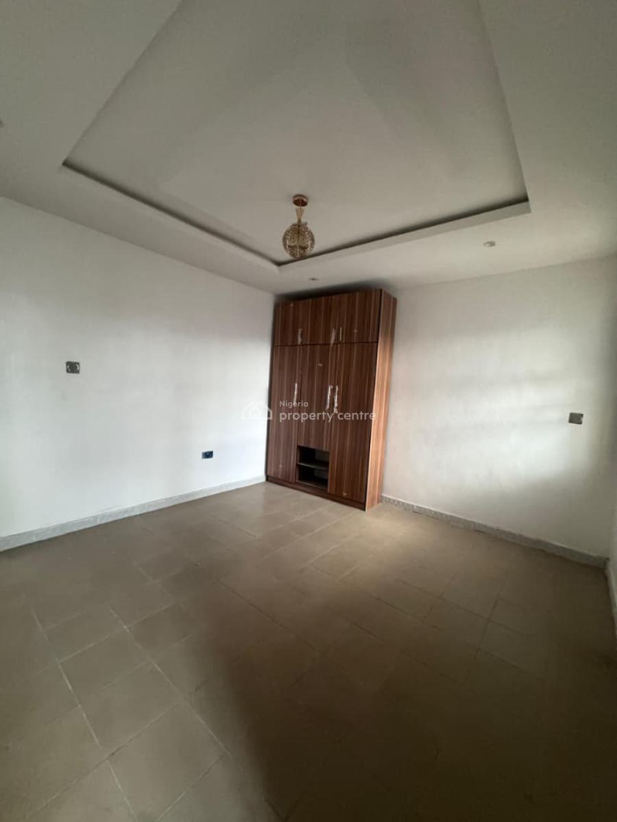 Nicely Built and Well Located 1-bedroom Apartment (room and Parlour), Alaafia Estate, Akobo, Ibadan, Oyo, Mini Flat (room and Parlour) for Rent