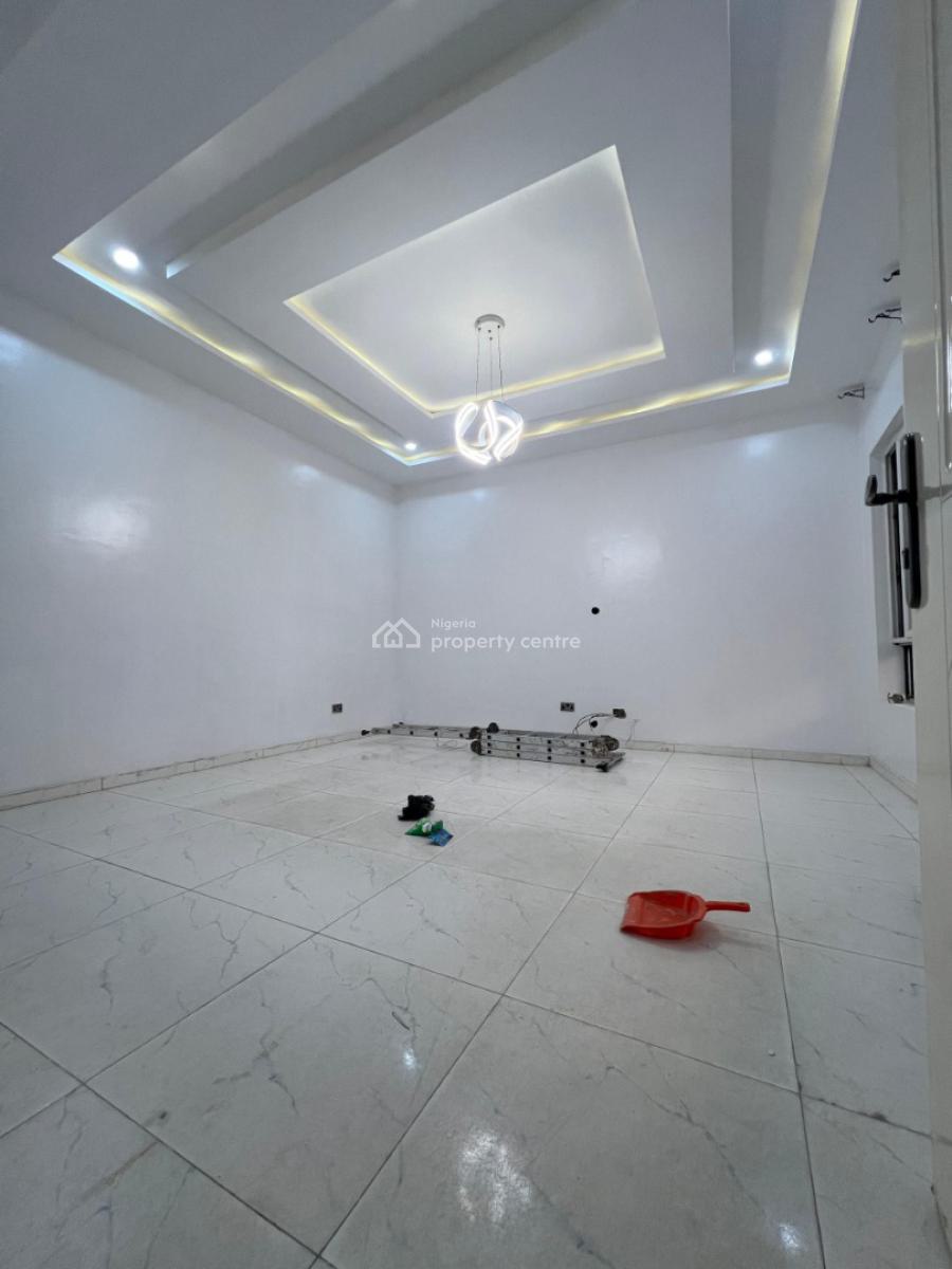 Spacious Miniflat with Fully Fitted Kitchen, Victoria Bay Estate,  Orchid Road Eleganza Bustop Lekki Lagos, Lekki, Lagos, Mini Flat (room and Parlour) for Rent