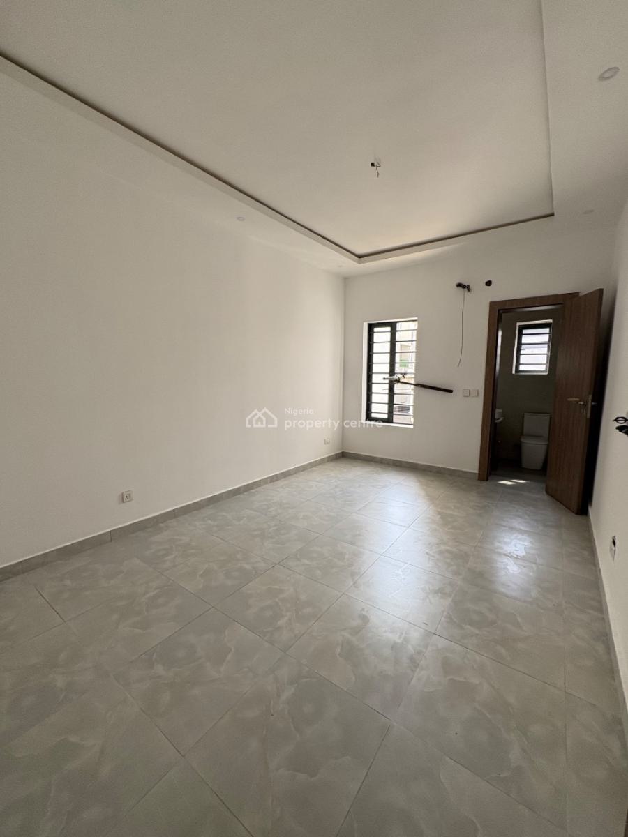 2 Bedroom /3bedroom, Ikate, Ikate, Lekki, Lagos, Block of Flats for Sale