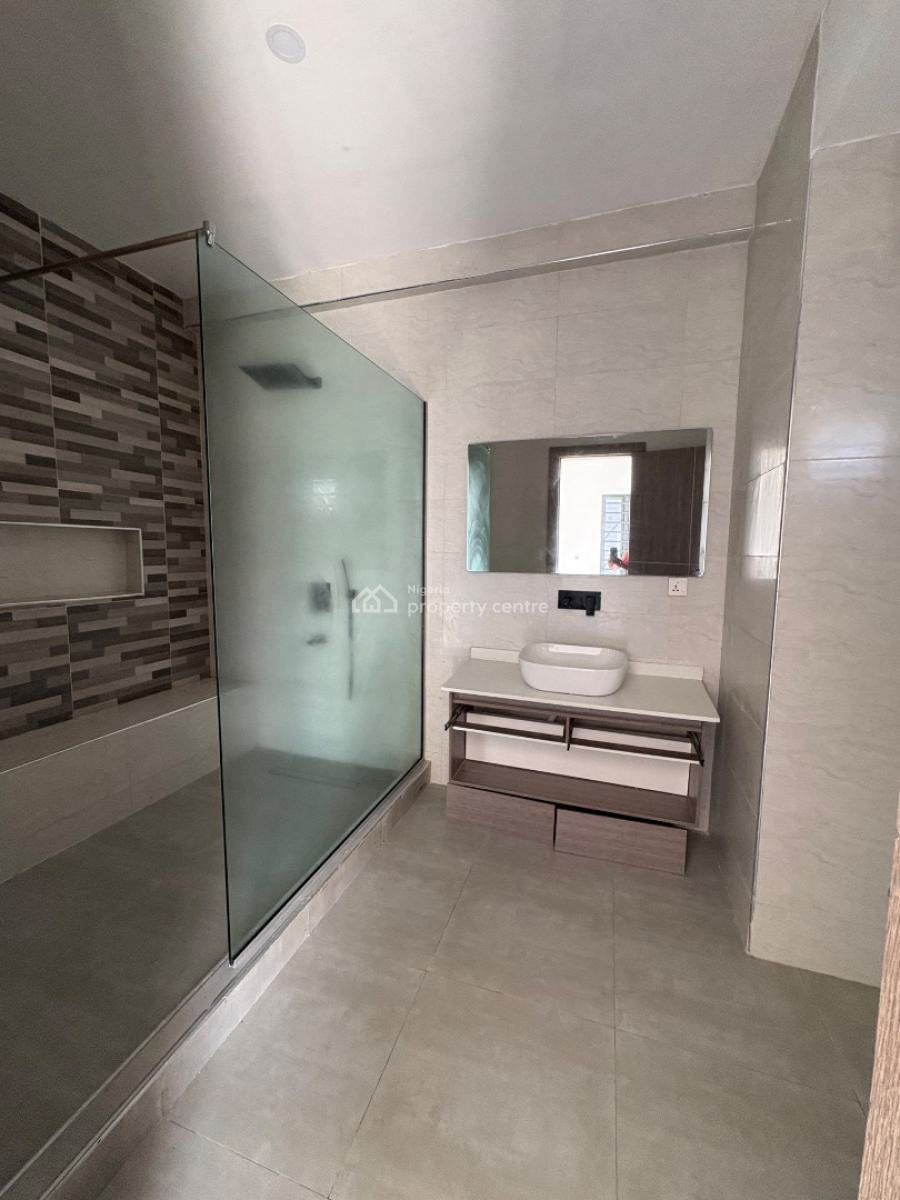 2 Bedroom /3bedroom, Ikate, Ikate, Lekki, Lagos, Block of Flats for Sale