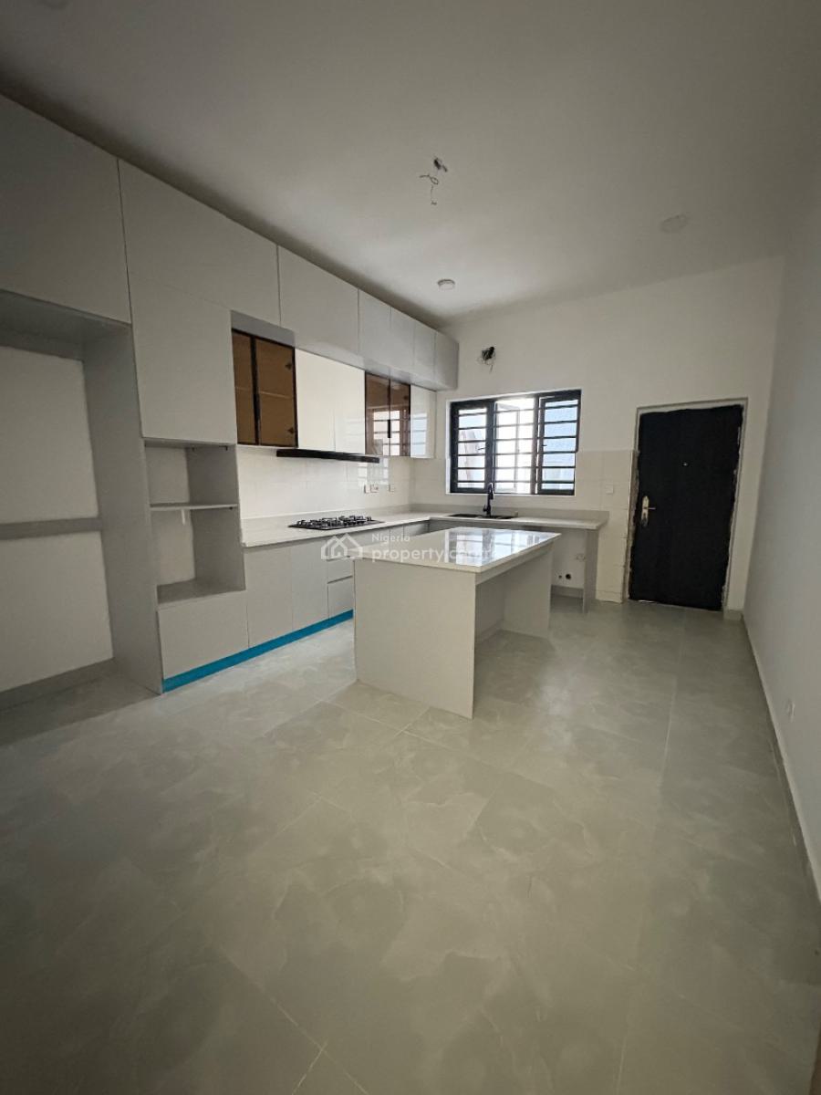 2 Bedroom /3bedroom, Ikate, Ikate, Lekki, Lagos, Block of Flats for Sale