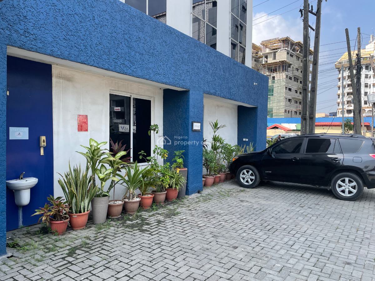 Fully Detached House Show Room, Victoria Island (vi), Lagos, Commercial Property for Rent