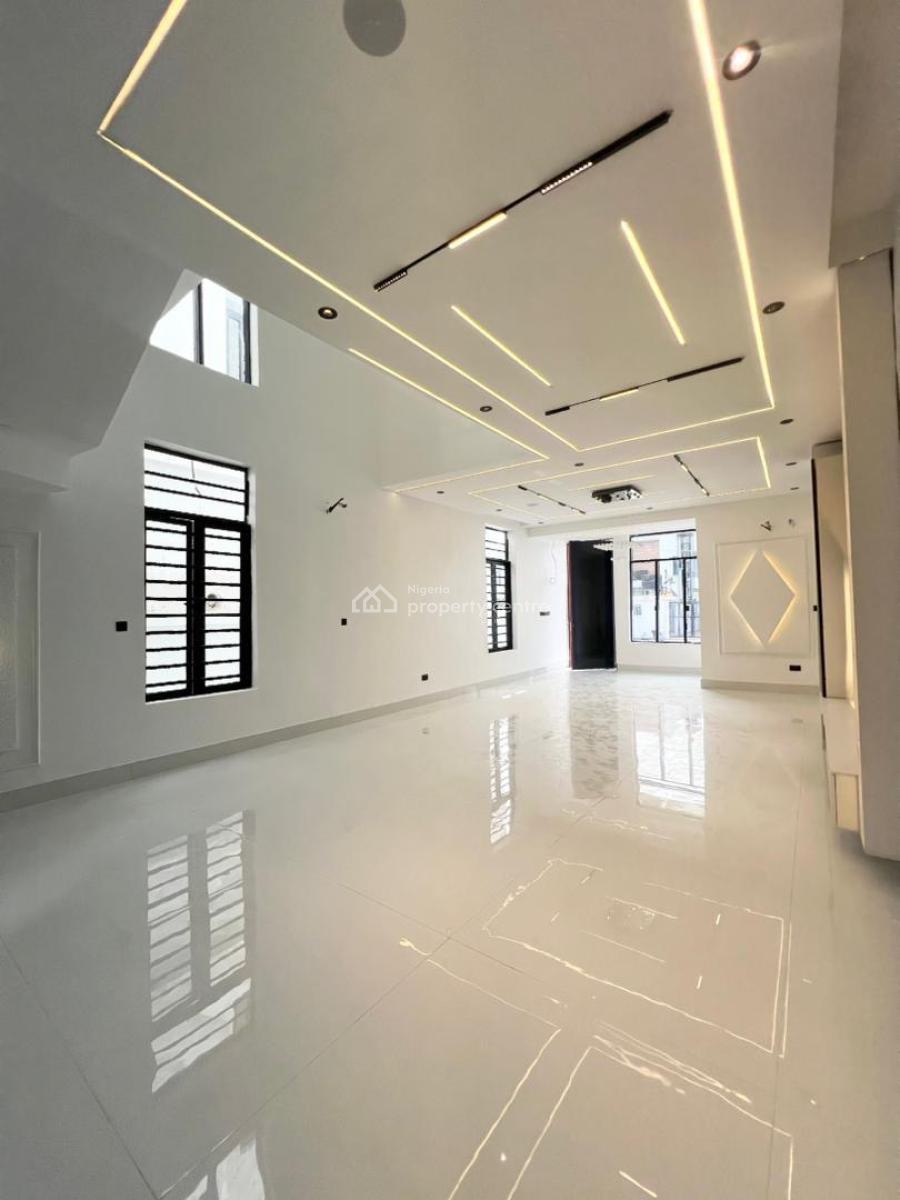 Chevron Lekki Luxurious Duplex with Cinema, Gym & Swimming Pool, Chevron Lekki, Lekki, Lagos, Detached Duplex for Sale