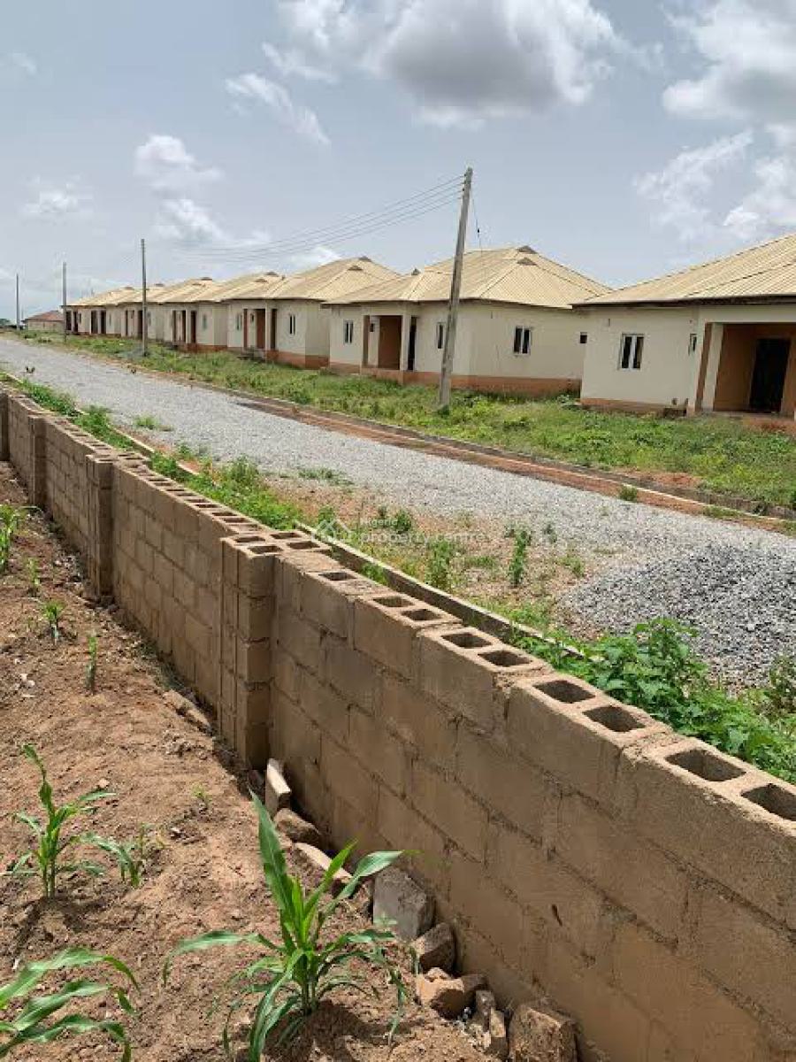 Secure Residential Plot in 3r Housing Estate Along Ph Road Avu, Avu/nekede Off Owerri Port Harcourt Road, Nekede, Owerri Municipal, Imo, Residential Land for Sale