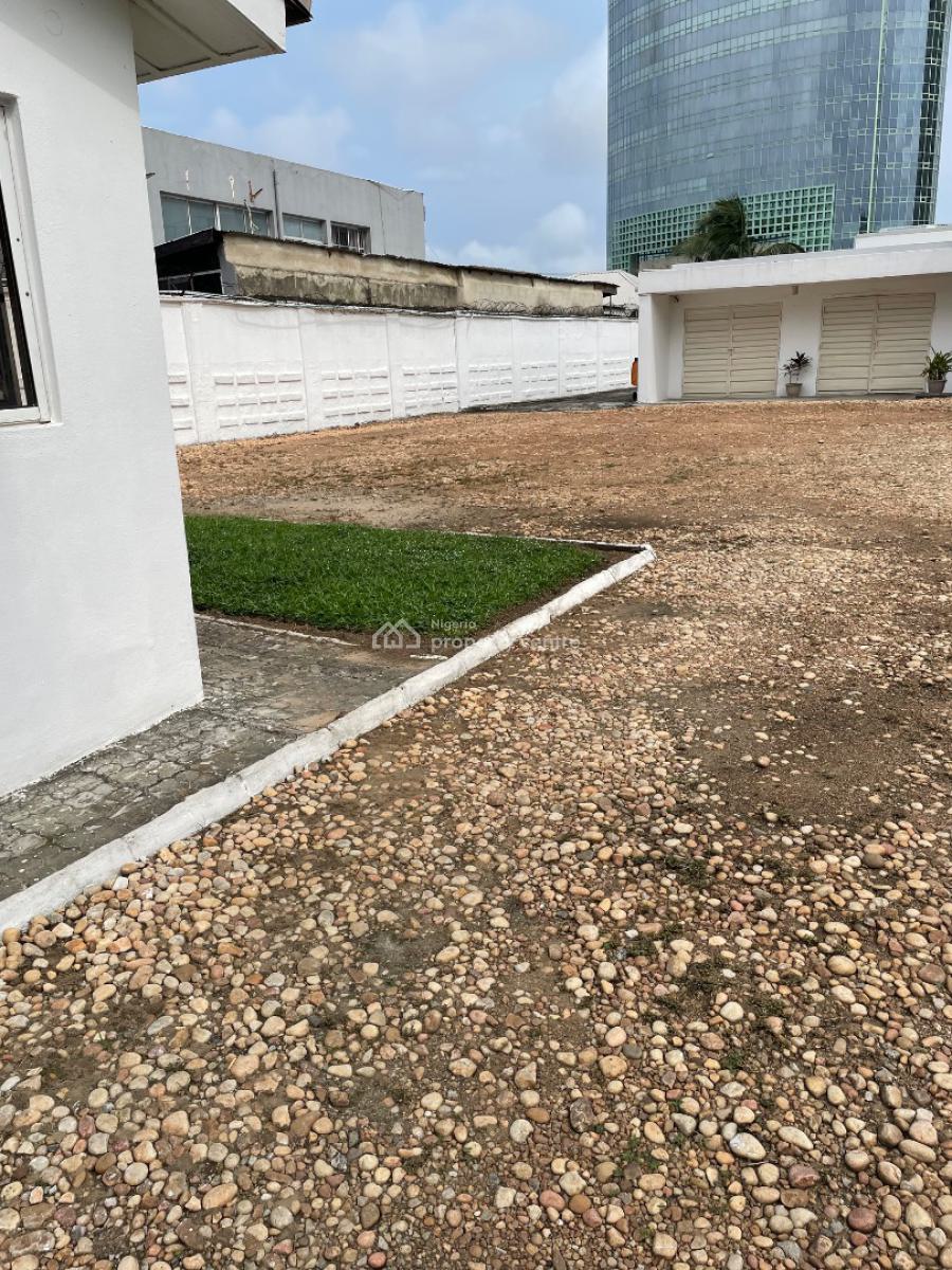 6 Bedroom Fully Detached House, Victoria Island (vi), Lagos, House for Sale