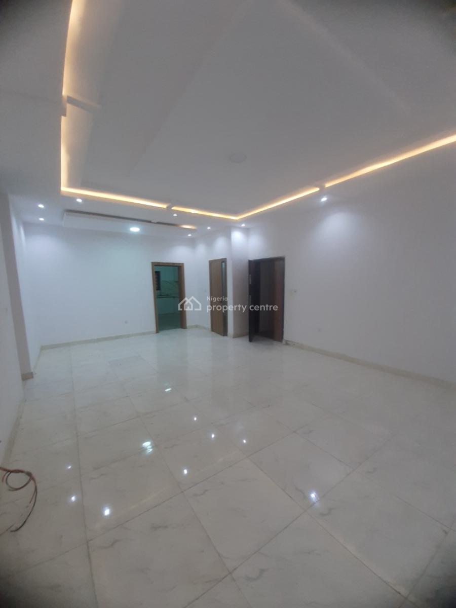 Brand New and Serviced with 24/7 Power Supply 3 Bedroom En-suite Flat, Lekki Phase 1, Lekki, Lagos, Flat / Apartment for Rent