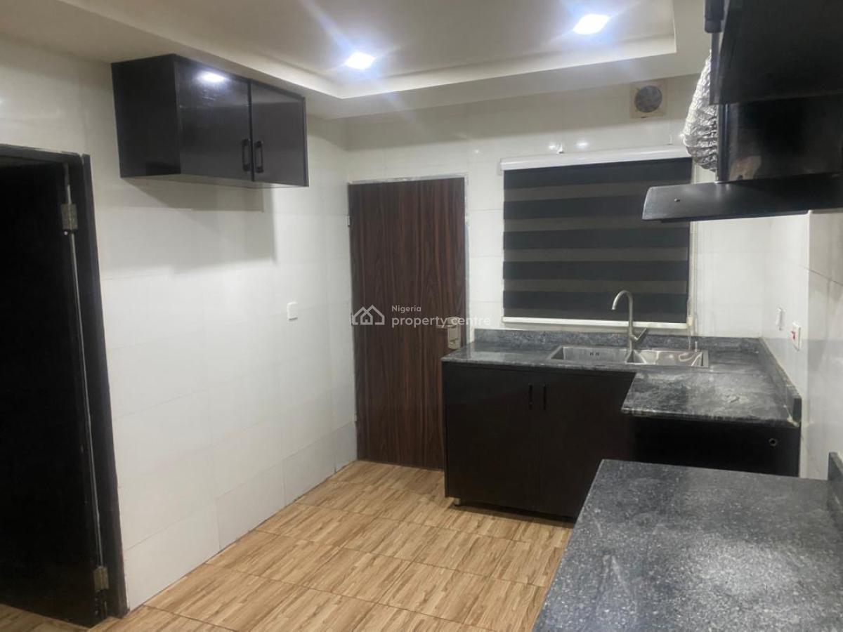 Excellent Spacious 3 Bedroom Duplex, Asokoro District, Abuja, Terraced Duplex for Rent
